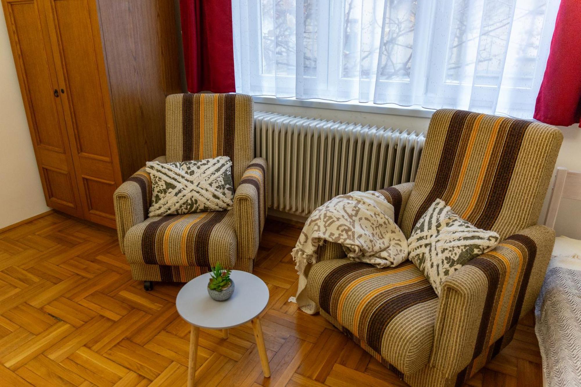 Terrace 10min From Termal Bath *